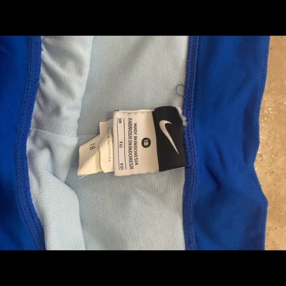 Blue Nike athletes shorts. - Picture 4 of 4